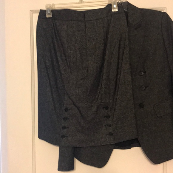 Ann Taylor charcoal grey skirt suit - Picture 2 of 2